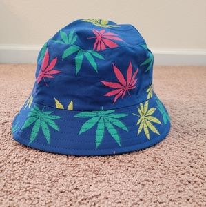 new adult size hemp leaf hat
